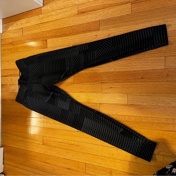 NIKE contour leggings - Picture 1 of 5